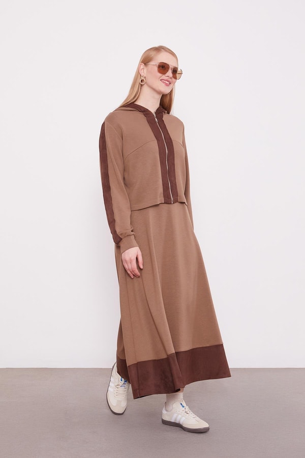 LevidorVizon Kısa Hırkalı Fermuar Kapamalı Etek Takım