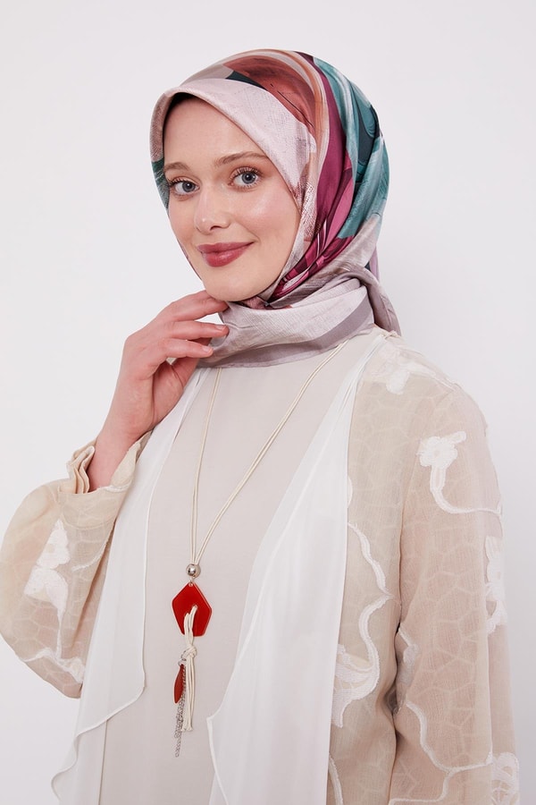 LevidorVizon Menekşe Desen Twill İpek Eşarp