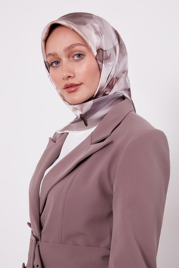 LevidorVizon Soft Çiçek Desen Sura İpek Eşarp