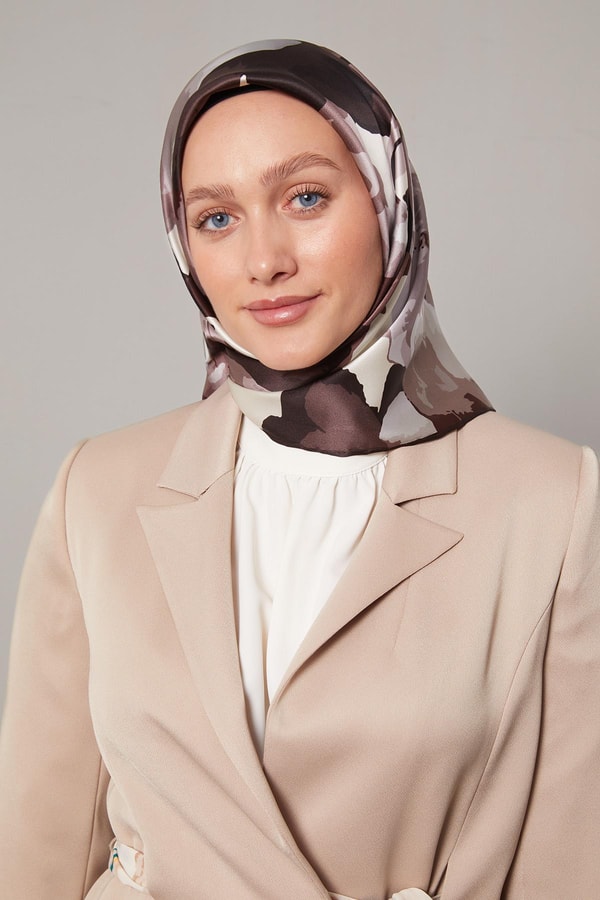 LevidorVizon Soyut Çiçek Desen Sura İpek Eşarp