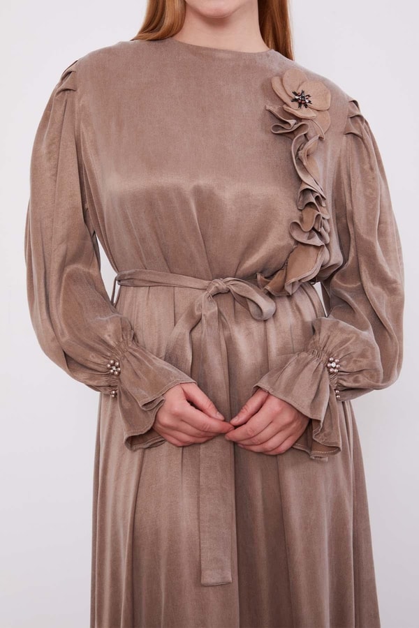 LevidorYağ Yeşili Çiçek Aksesuarlı Cupra Elbise