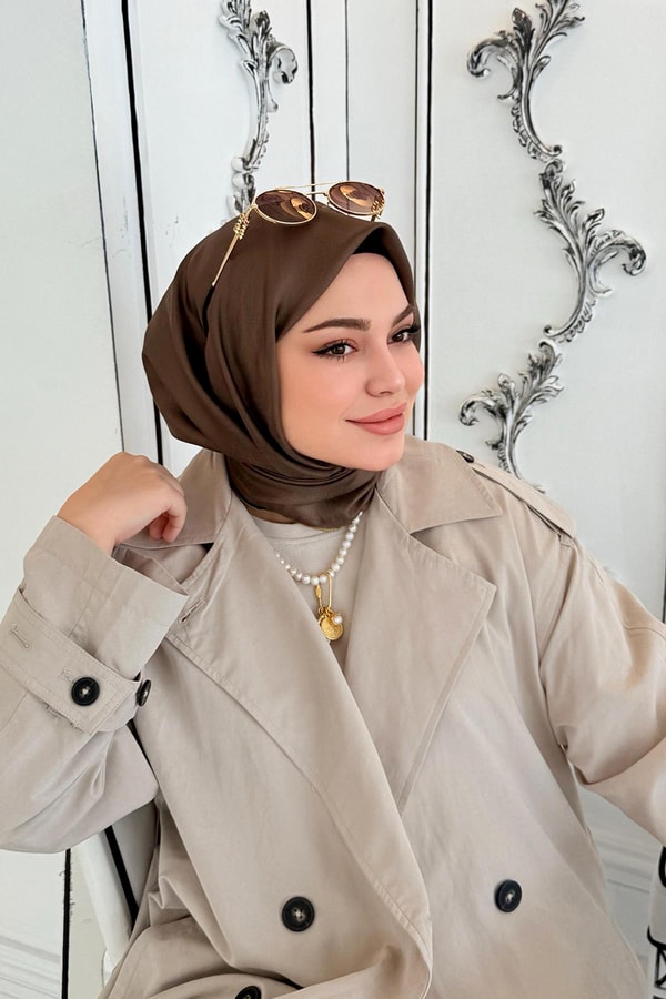 LevidorYağ Yeşili Çift Taraflı Twill İpek Eşarp