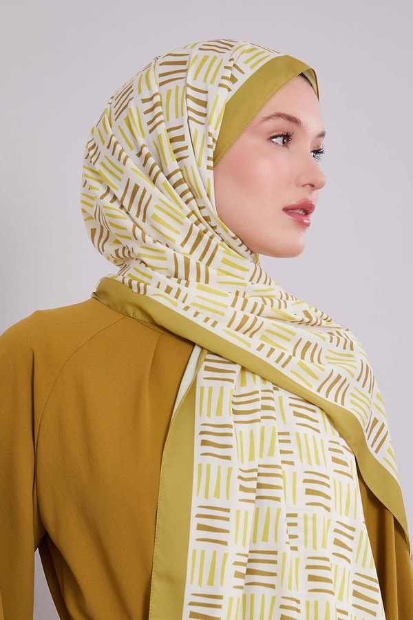 LevidorYağ Yeşili Kare Çizgi Desen Club Şal