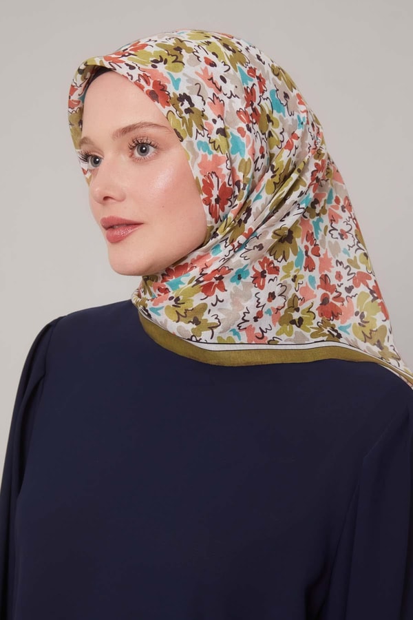LevidorYağ Yeşili Karışık Çiçek Desen Soft Eşarp