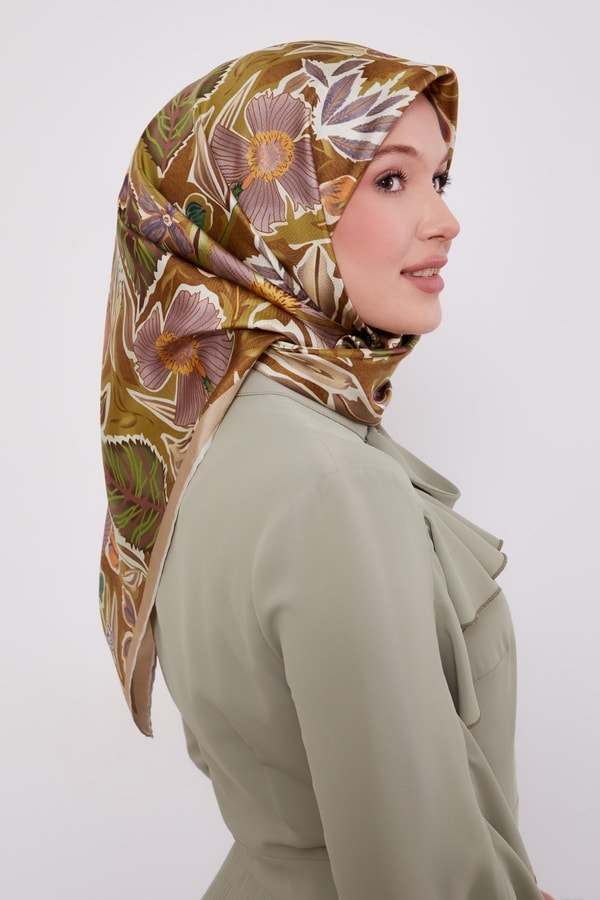 LevidorYağ Yeşili Petunya Desen Twill İpek Eşarp