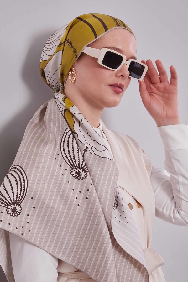 LevidorYağ Yeşili Zambak Çiçek Desen Twill İpek Eşarp