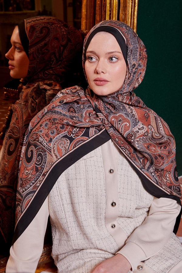 LevidorYavruağzı Etnik Desen Royal Şal