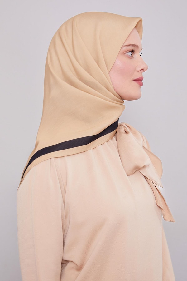 LevidorYavruağzı Kenar Şerit Aura Eşarp