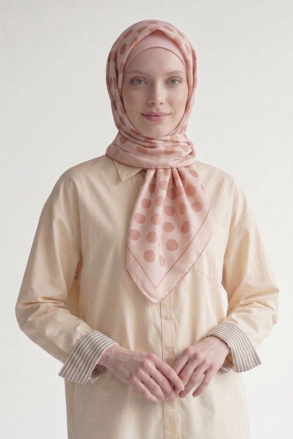 LevidorYavruağzı Puantiyeli Twill İpek Eşarp