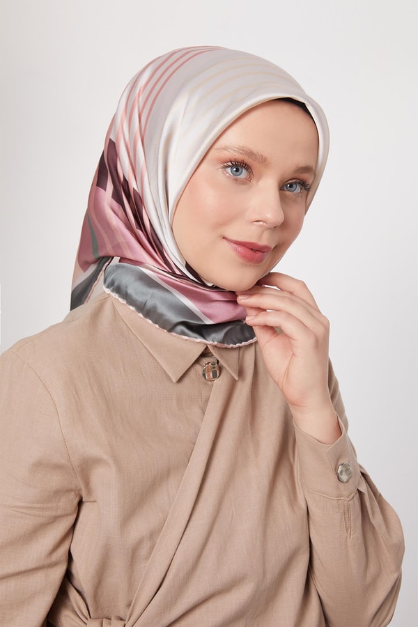 LevidorYeşil Çizgili Cool Eşarp
