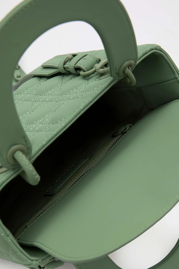 LevidorYeşil Kare Aksesuar Detaylı El Çantası