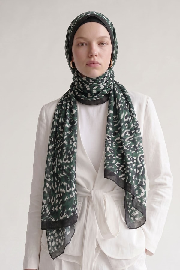 LevidorYeşil Leopar Dokulu Sport Şal