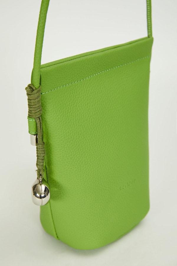 LevidorYeşil Metal top Aksesuarlı Omuz Çantası