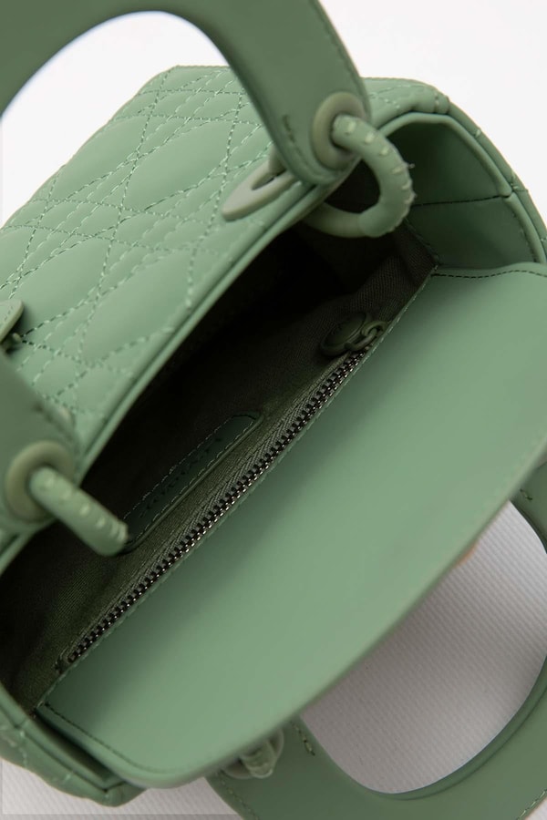 LevidorYeşil Mini Zincir Aksesuarlı El Çantası