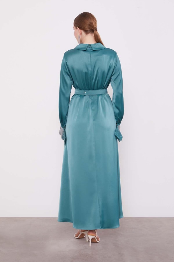 LevidorYeşil Taş Detaylı Saten Elbise