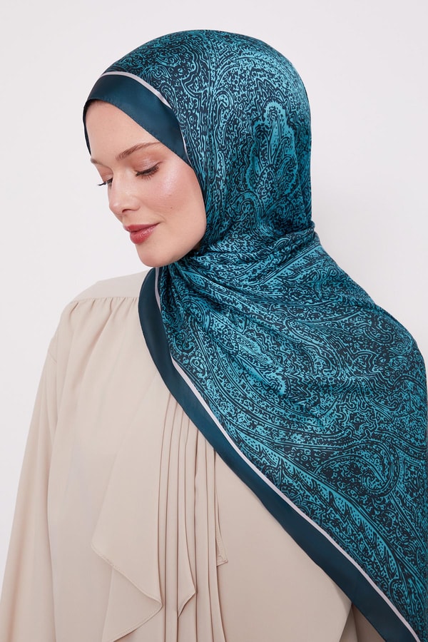 LevidorZümrüt Baskılı Hint İpeği Şal