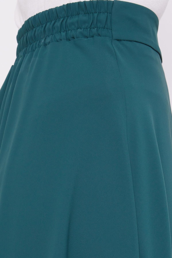 LevidorZümrüt İnci Yaka Detay Etek Takım