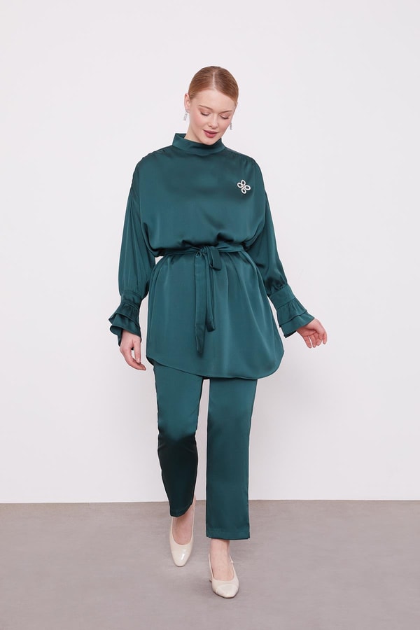 LevidorZümrüt Kol Fırfır Detaylı İkili Takım