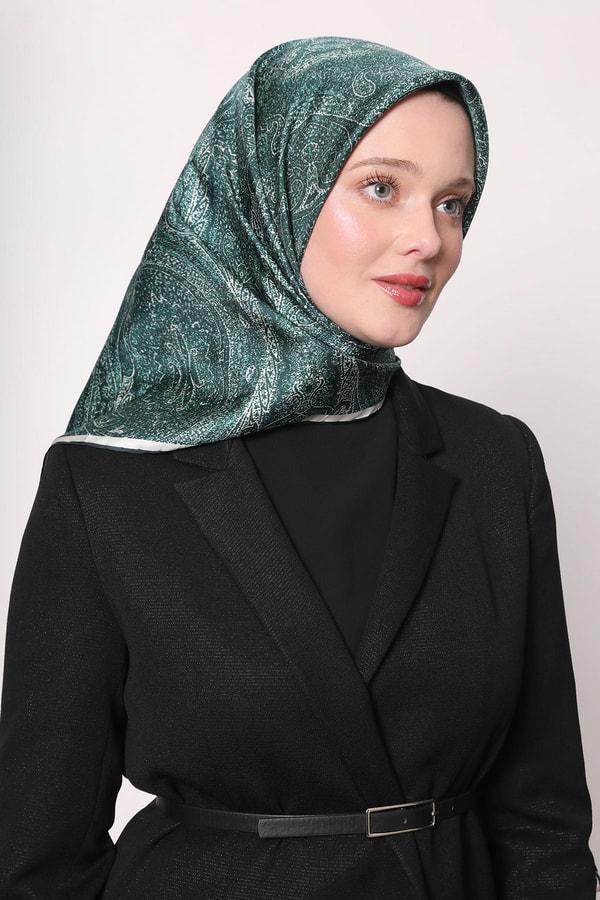 LevidorZümrüt Soyut Etnik Desen Twill İpek Eşarp