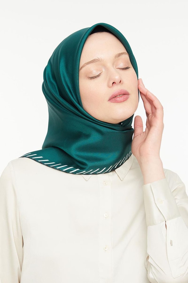 LevidorZümrüt Yeşili Twill Saf İpek Eşarp