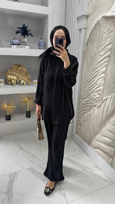 Çizgili Yumuşak Takım · 4
