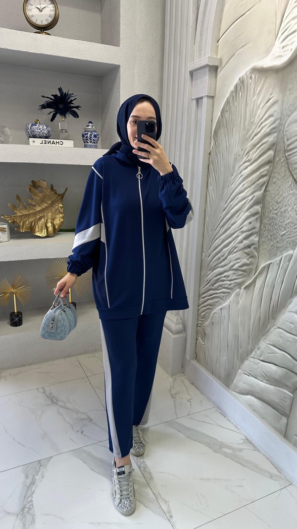Manollia Takım · 2