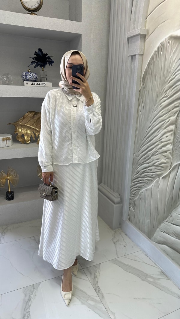 Rain Lily Etekli Takım · 4