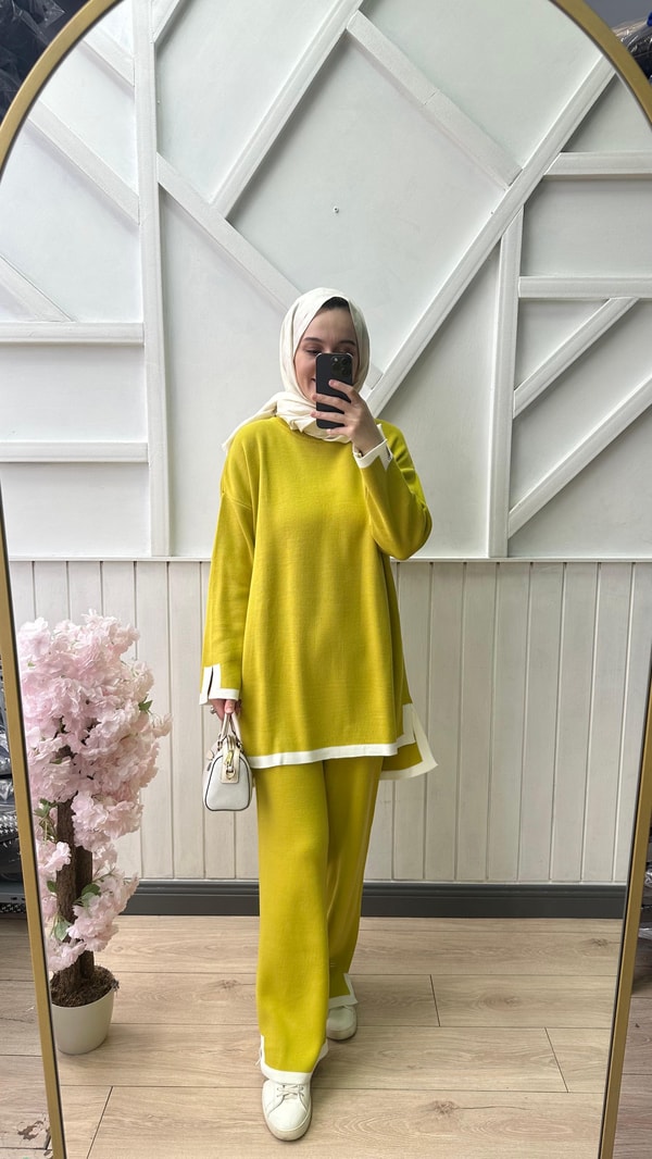 Tunik Ve Pantolon Uçları Şeritli Triko Takım · 4