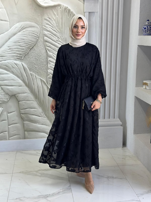 Yaprak Desenli Elbise · 2