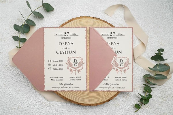 Pembe Renk Zarflı Düğün Davetiyesi