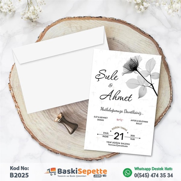 Siyah Beyaz Güllü Düğün Davetiyesi