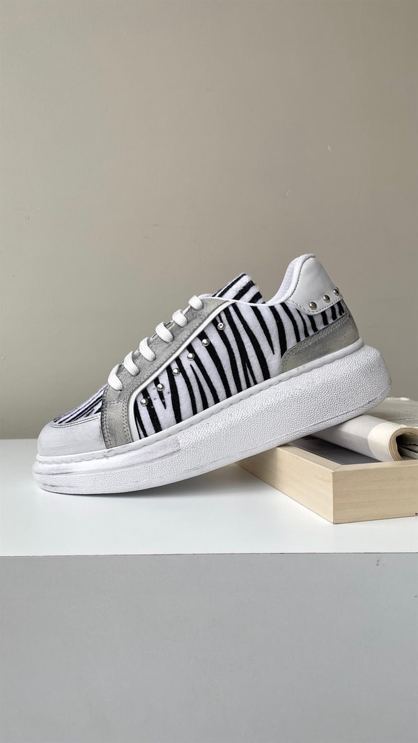 Kadın Spor Ayakkabı ESKITME ZEBRA