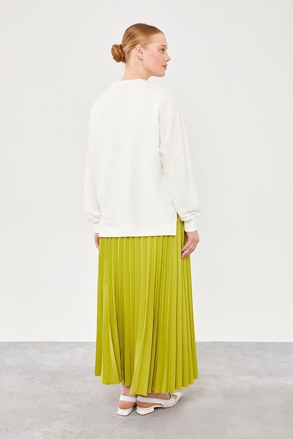 Levidor StudioLevidor Studio Asit Nakışlı Plise Etekli Sweat Takım