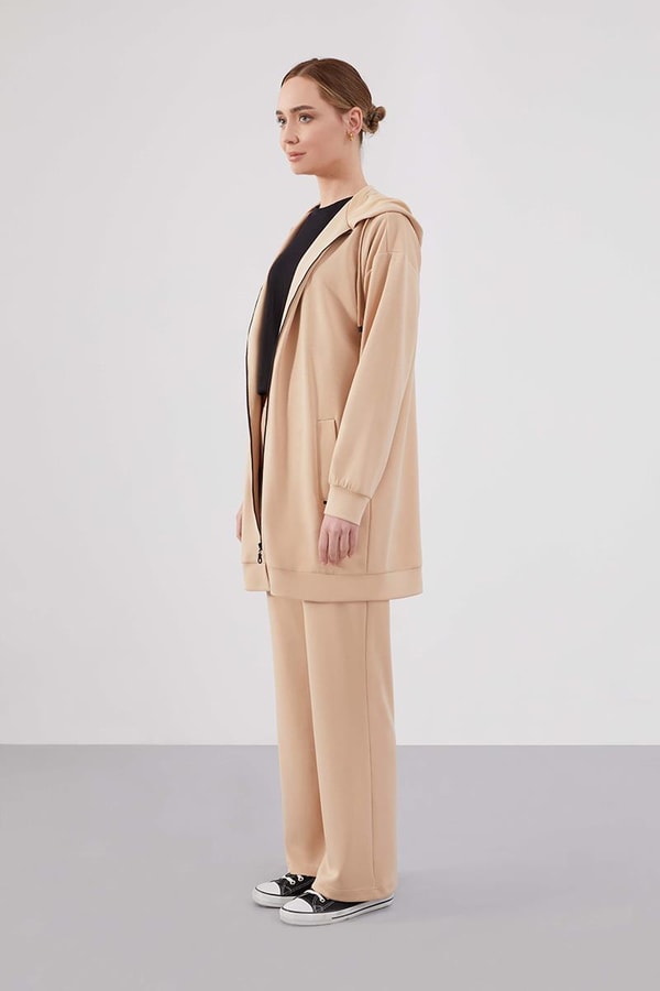 Levidor StudioLevidor Studio Bej Oversize Spor Takım