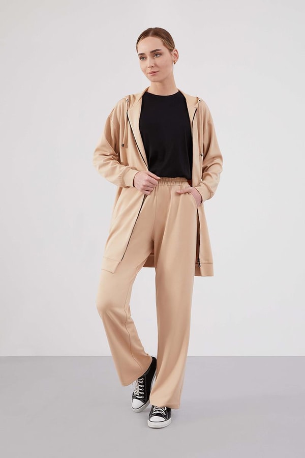 Levidor StudioLevidor Studio Bej Oversize Spor Takım
