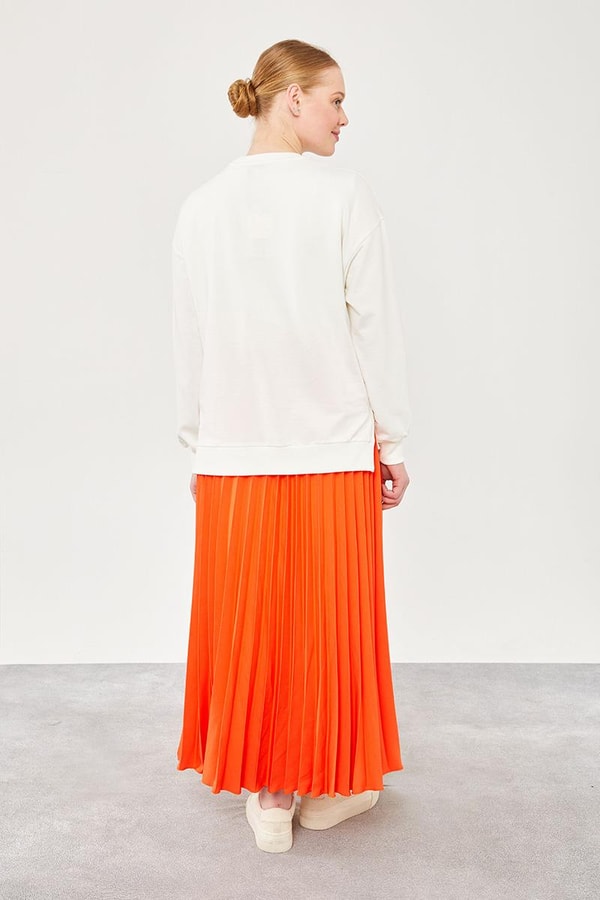 Levidor StudioLevidor Studio Oranj Nakışlı Plise Etekli Sweat Takım