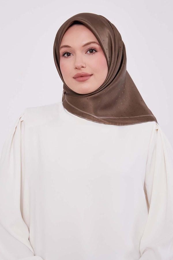 LevidorA.Yeşil Benek Desen Monogram İpek Eşarp