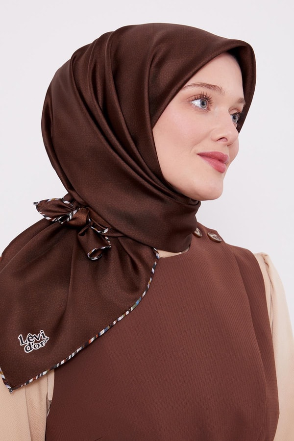 LevidorAcı Kahve Benekli Twill İpek Eşarp