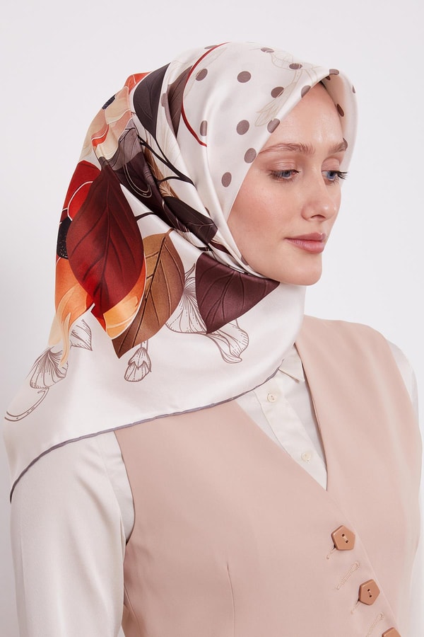 LevidorBej Lotus Çiçek Desen Twill İpek Eşarp