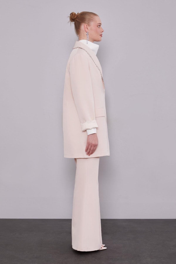 LevidorBej Yaka Ve Cep Detaylı Pantolon Ceket Takım