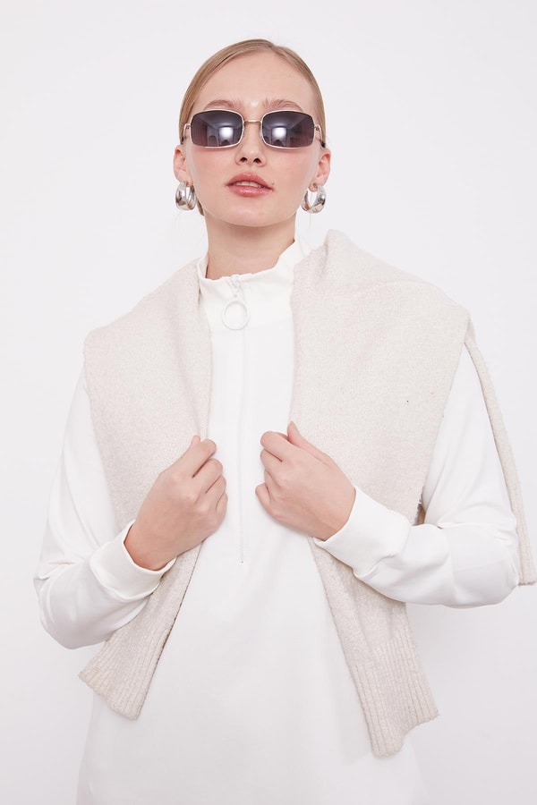 LevidorEkru Dik Yaka Fermuar Kapamalı Penye Tunik