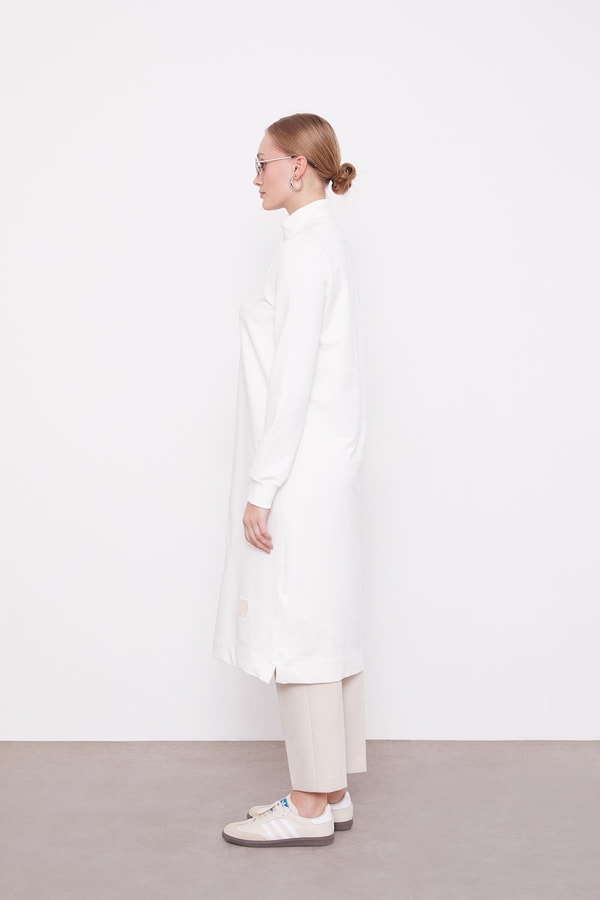 LevidorEkru Dik Yaka Fermuar Kapamalı Penye Tunik