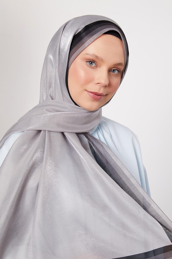 LevidorGri Renk Geçişli Kehribar Şal