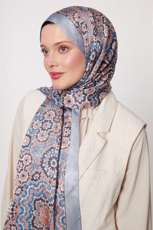 LevidorGümüş Batik Desen Hint İpeği Şal