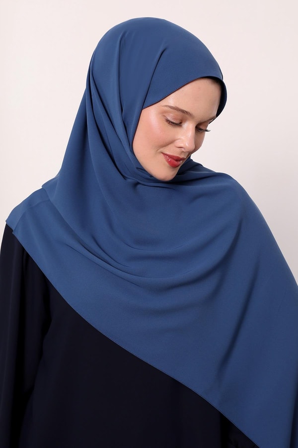 Levidorİndigo Düz Medine İpeği Şal