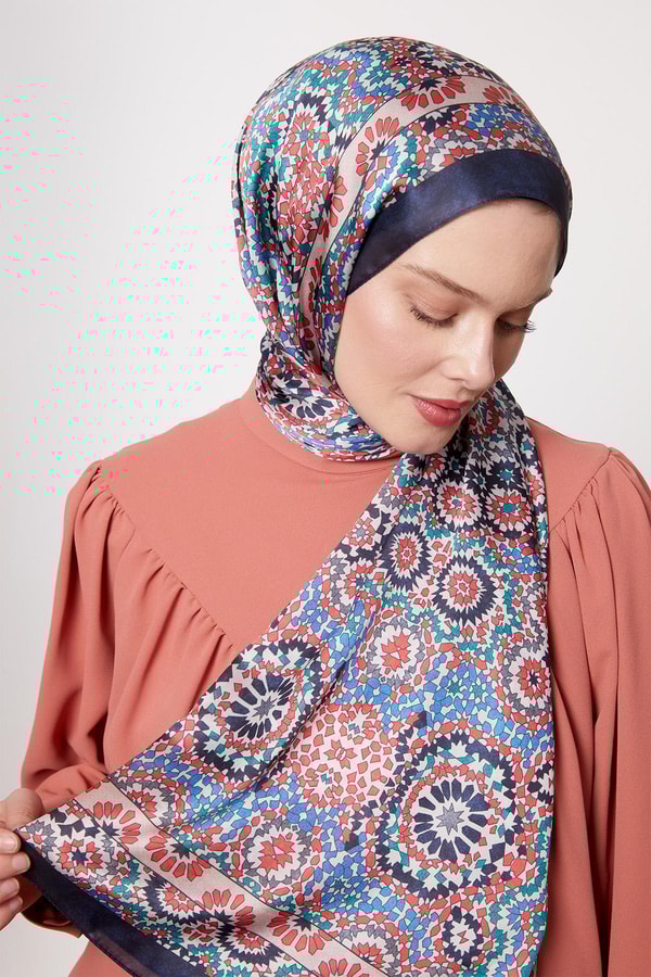 LevidorK.Lacivert Batik Desen Hint İpeği Şal