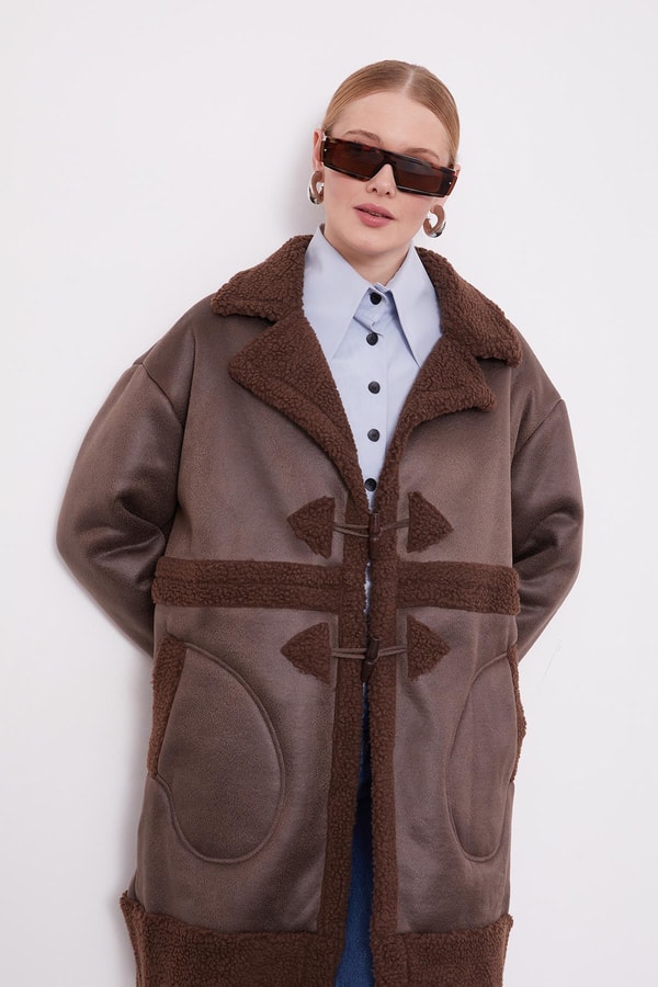 LevidorKahve Düğme Kapamalı Yün Astarlı Suni Deri Kaban