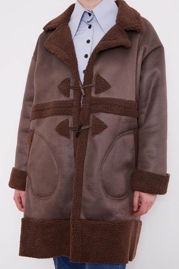 LevidorKahve Düğme Kapamalı Yün Astarlı Suni Deri Kaban