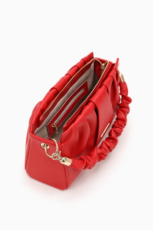 LevidorKırmızı Büzgü Detaylı El Çantası