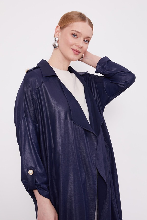 LevidorLacivert Apolet Detaylı Kısa Kap